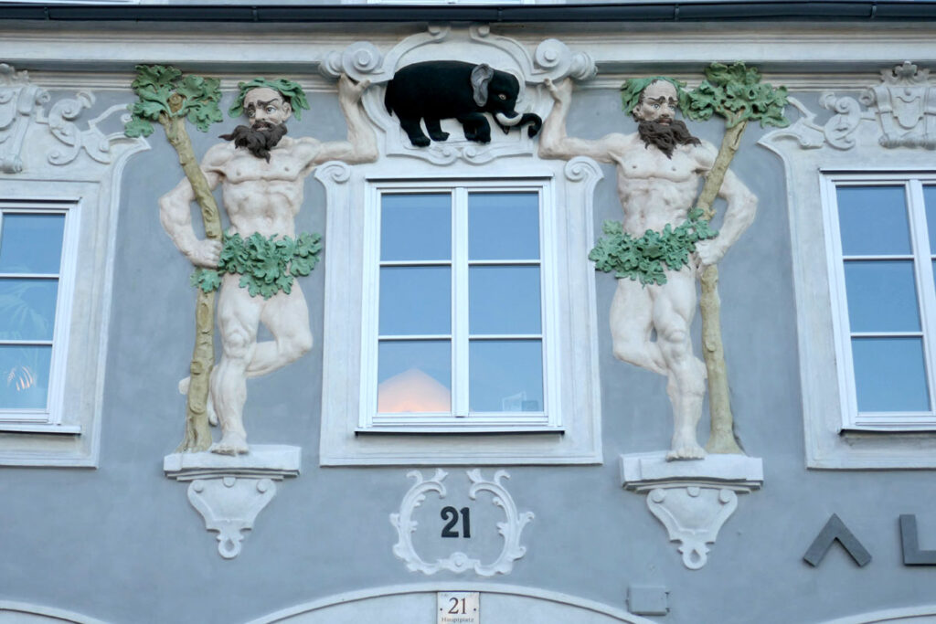 Linzer Hauptplatz Hausfassade